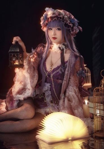 学生面前的女教师