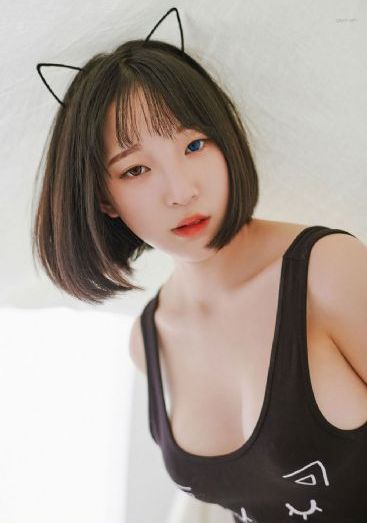 《年轻的小婊孑2》韩剧