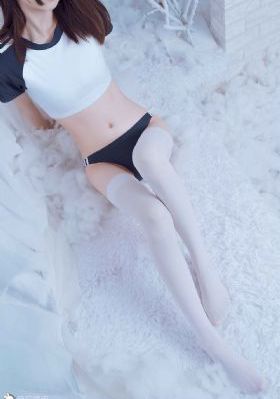 《后宫露营》