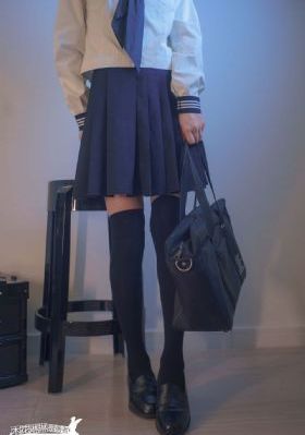 韩剧漂亮的保姆7免费播放